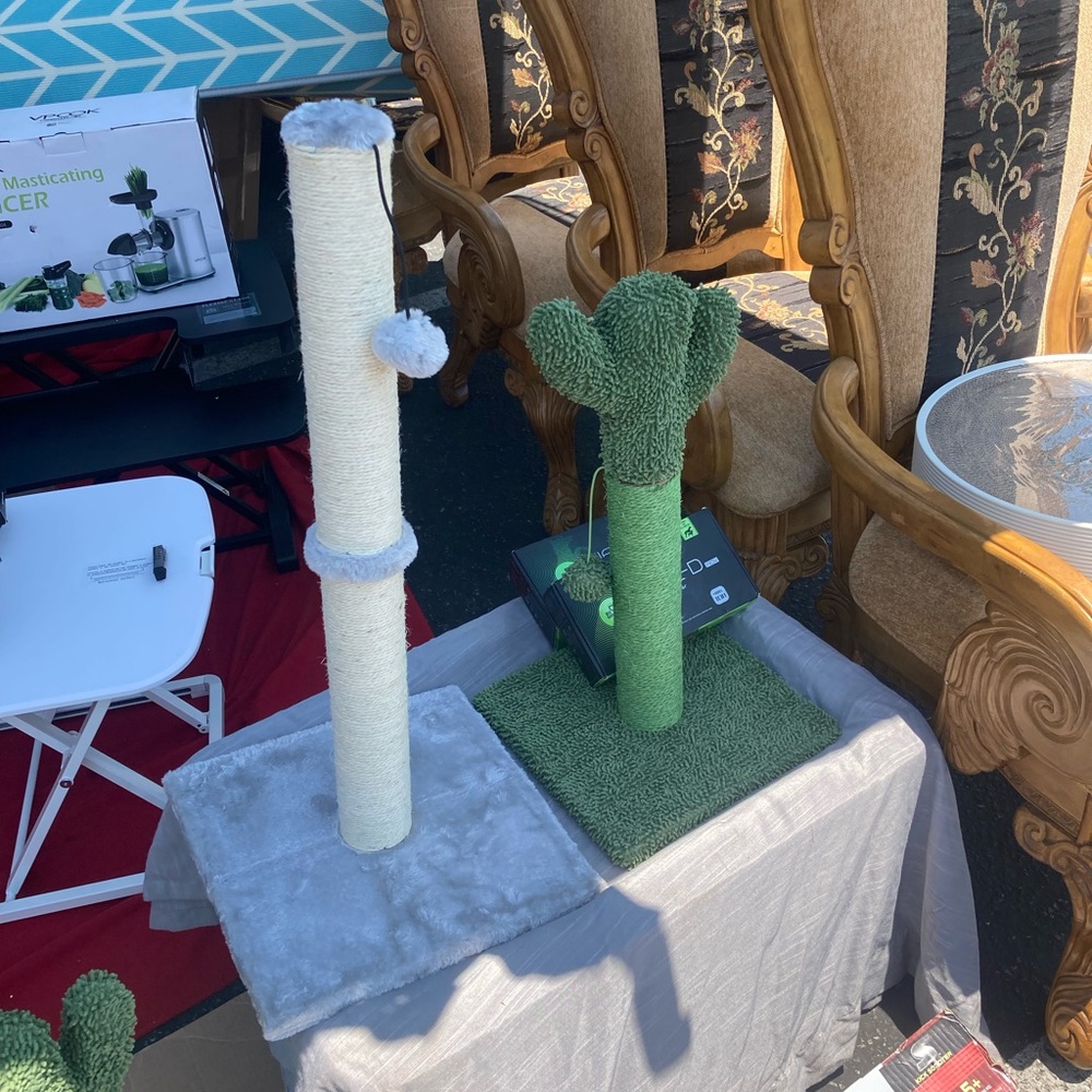 Cat tree scratcher